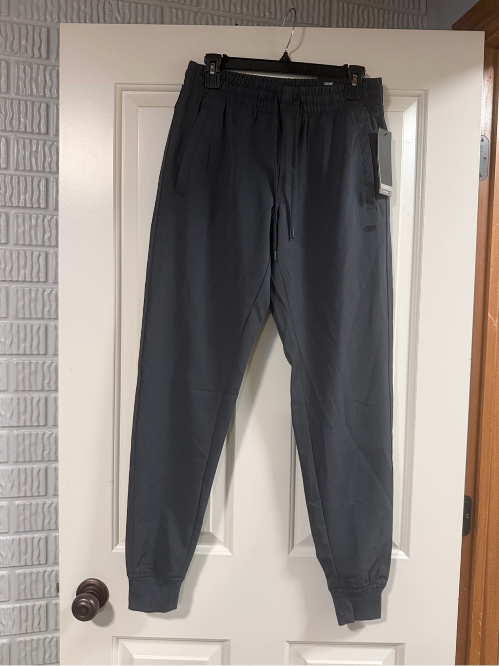 LEG3ND Men’s Athletic Joggers NWT | Gray | Stretch Performance Pants | Size S